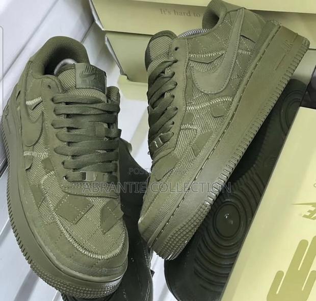 Nike Air Force 1 Billie Eilish Green · Photo 2