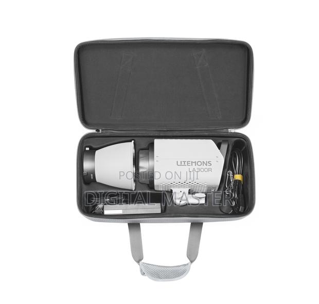 Godox Litemons La300r Rgb Led Monolight · Photo 2