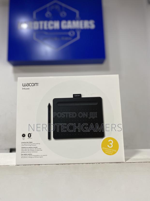 Wacom Intuos Small Graphics Drawing Tablet,Bl · Photo 2