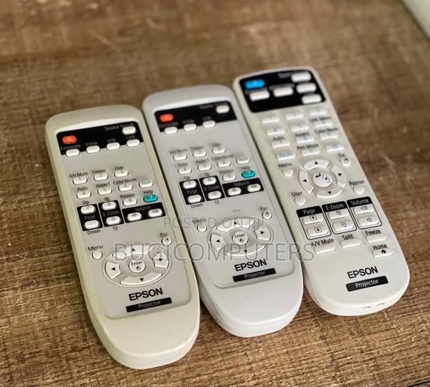 Epson Projector Remote Controller · Photo 2
