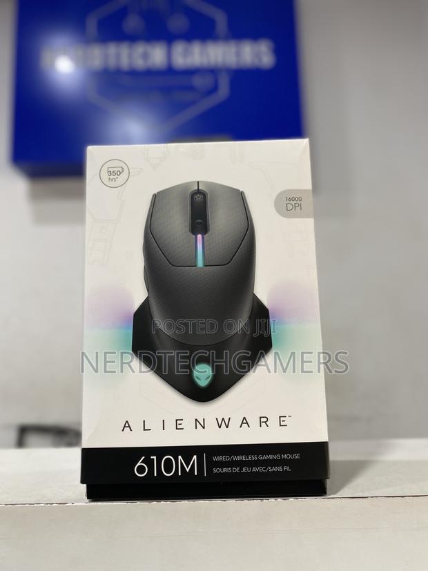 Alienware AW610M Wired/Wireless Gaming Mouse - · Photo 1