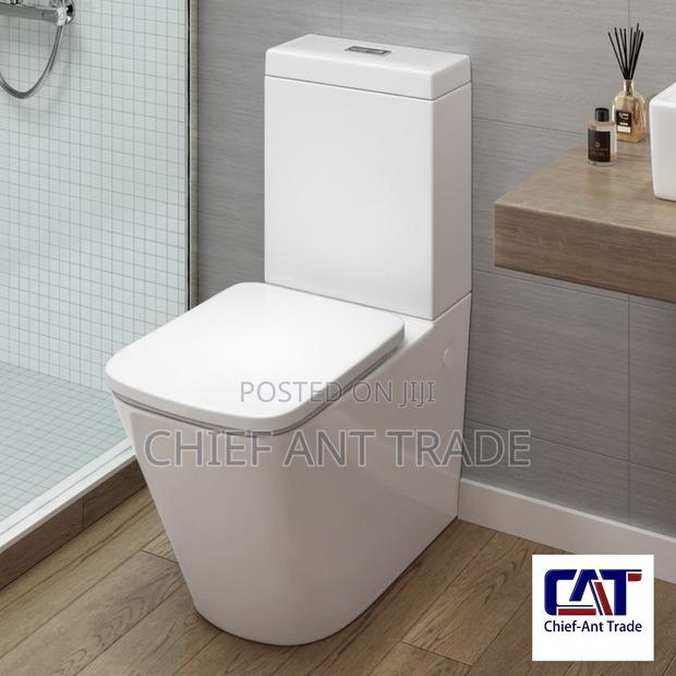 Slim Tank Toilet Seat Wc 309 · Photo 2