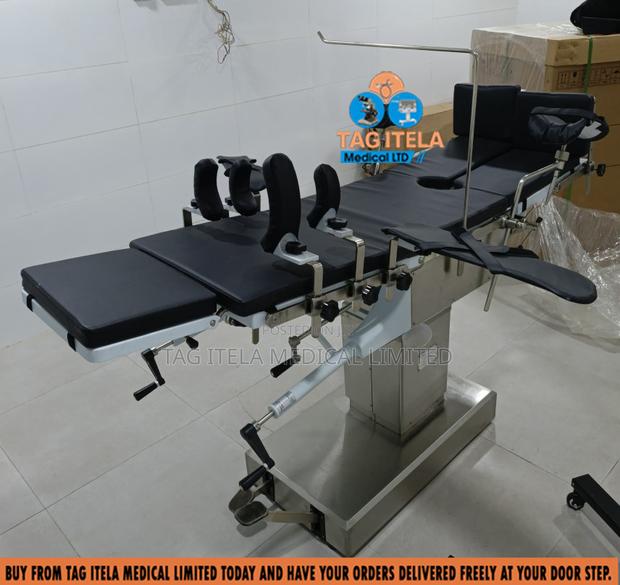 Theater Operating Bed (Hydraulic) · Photo 2