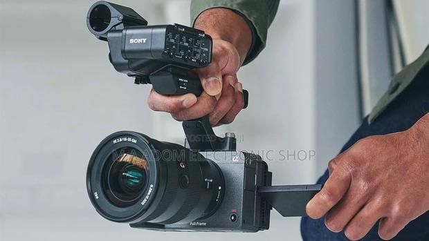 Sony Fx3 Cinema Camera Full Frame Body Only · Photo 2