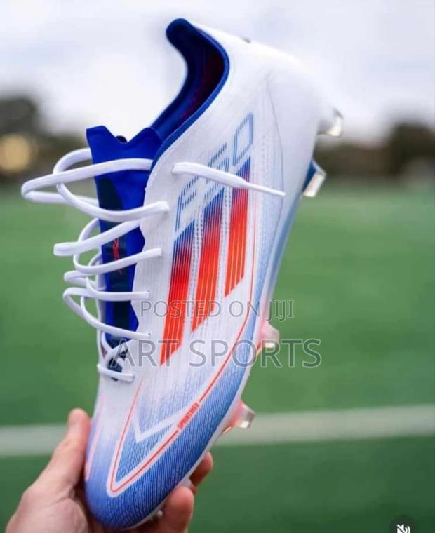 Adidas F50 Soccer Boot ( Sprintweb) · Photo 2