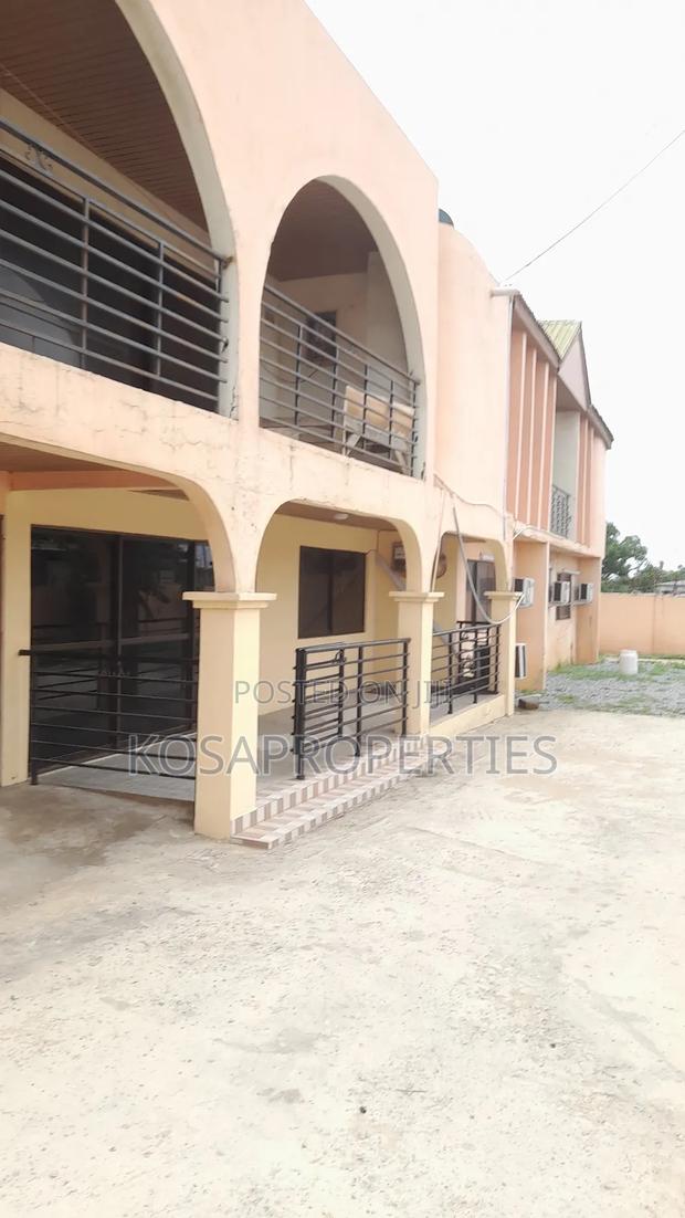 4bdrm Apartment in Labadi Palm Wine for rent · Photo 2