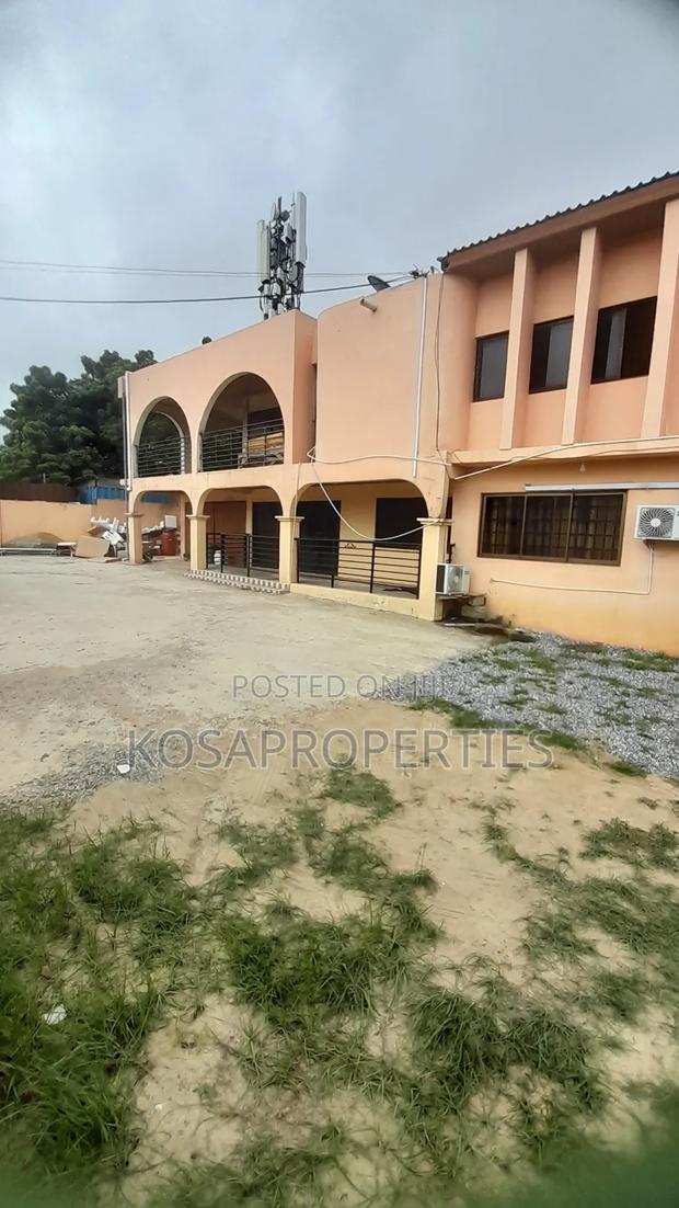 4bdrm Apartment in Labadi Palm Wine for rent · Photo 1