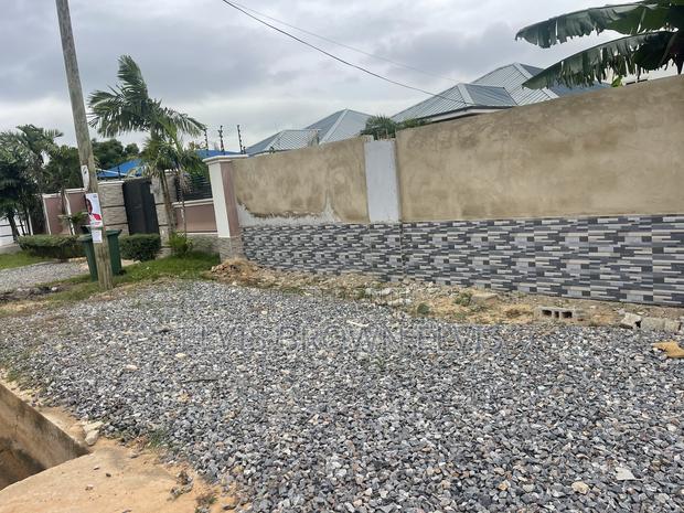 One Plot of Land for Sale by the Roadside at Litelroses · Photo 2