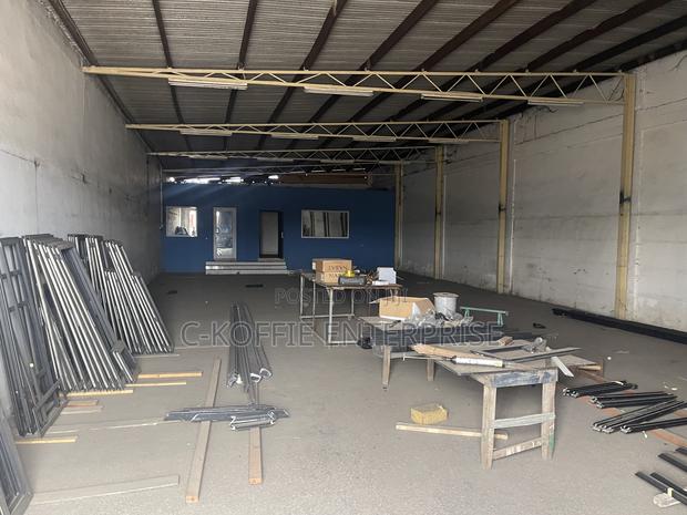 300 SQM Warehouse at Accra for Rent · Photo 3