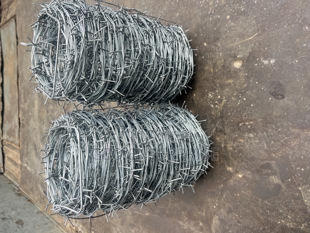 Barbed Wire · Photo 3