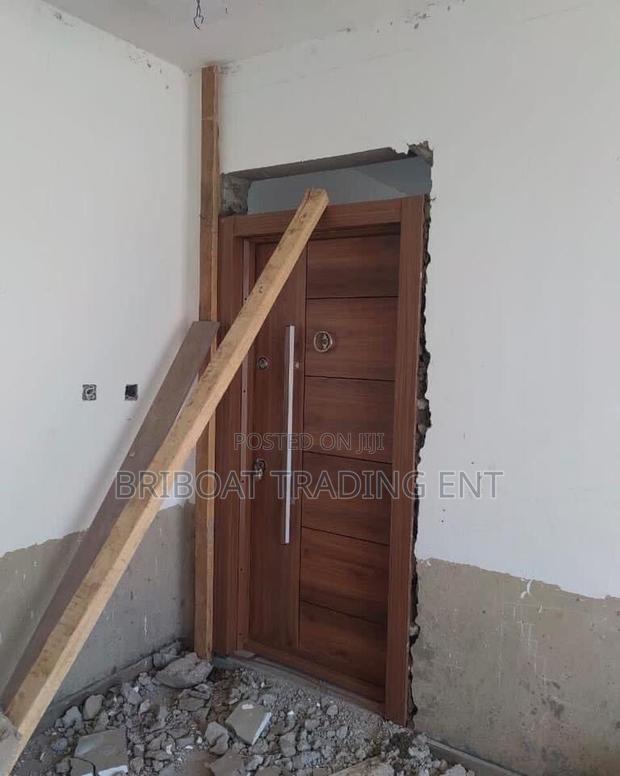 Wooden Doors · Photo 1