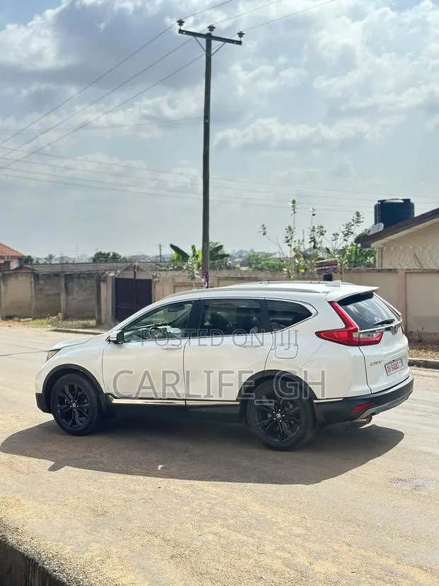 Honda CR-V Touring AWD 2019 White