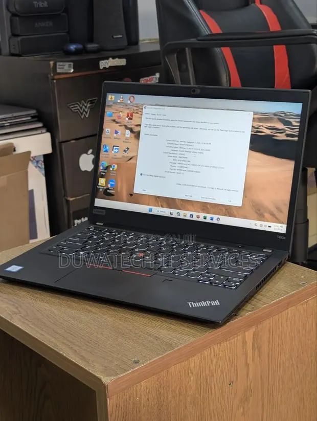 Laptop Lenovo ThinkPad T490s 32GB Intel Core i7 SSD 256GB · Photo 1