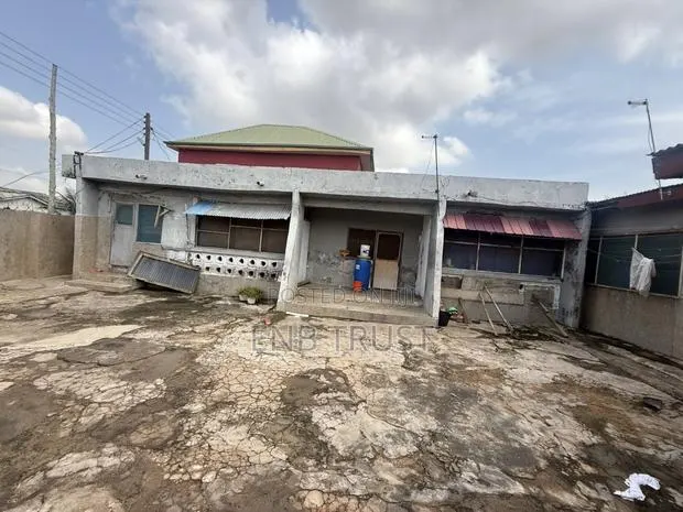 3bdrm House in Lapaz, Nyanmekye for sale · Photo 1