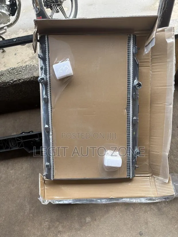 Honda CRV 2023,2024,2025, Radiator Tank Available · Photo 1