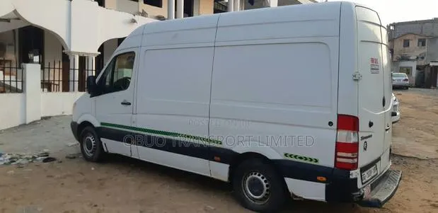 Mercedes-Benz Sprinter 2018 White · Photo 1