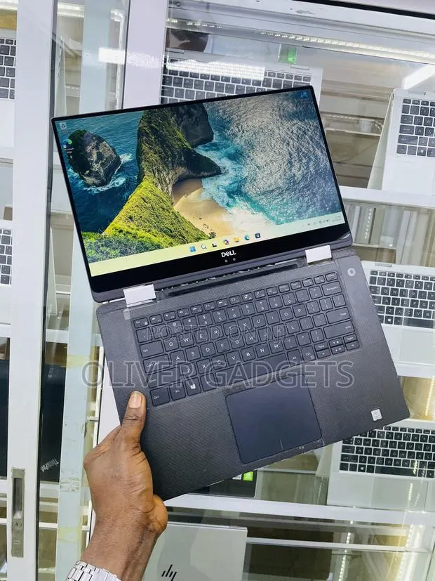 Laptop Dell XPS 15 9575 2-in-1 16GB Intel Core i7 SSD 256GB · Photo 1