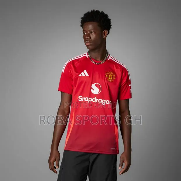 2024/25 Manchester United Home Jersey · Photo 1