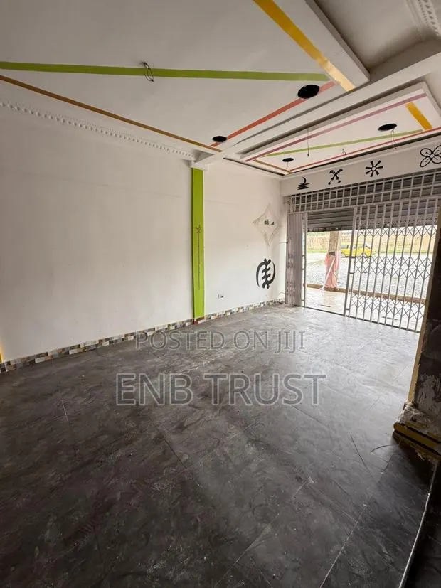 Big Shop for Rent at Ablekuma Goil Main Road · Photo 1
