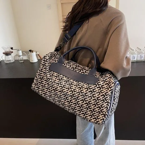 Designed Duffel Bag · Photo 1