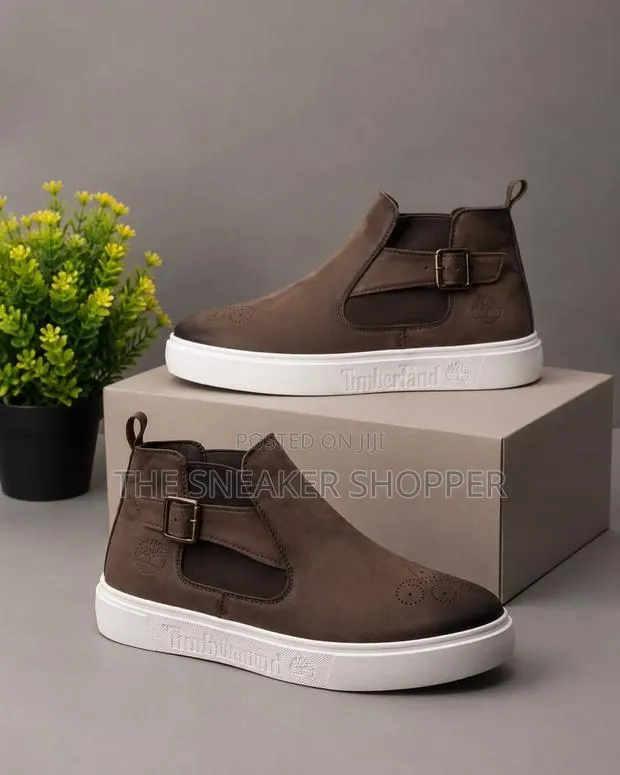 Timberland Court Side Chelsea Boot "Dark Brown / White Sole" · Photo 1