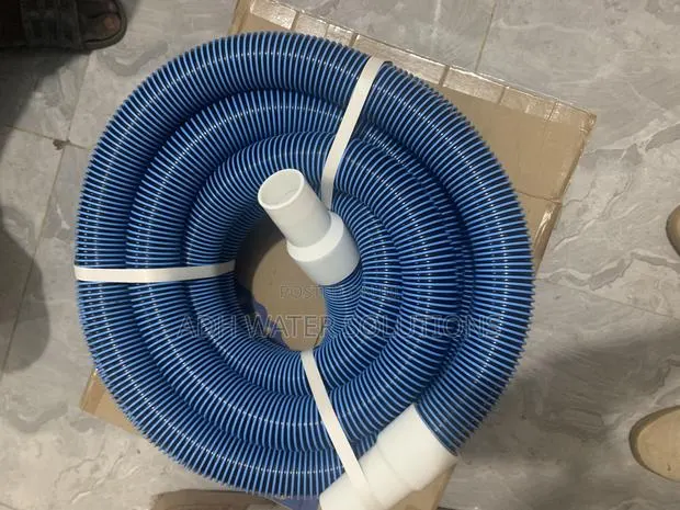 Pool Vacuum · Photo 1