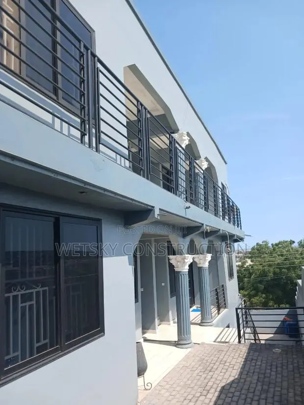 2bdrm Block of Flats in Gbawe Top Base for sale · Photo 1