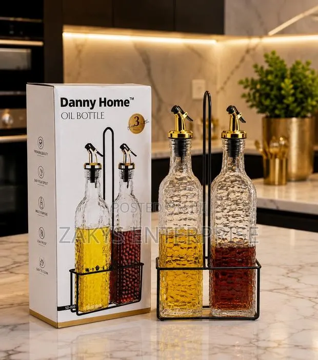 Glass Oil Dispenser · Photo 1