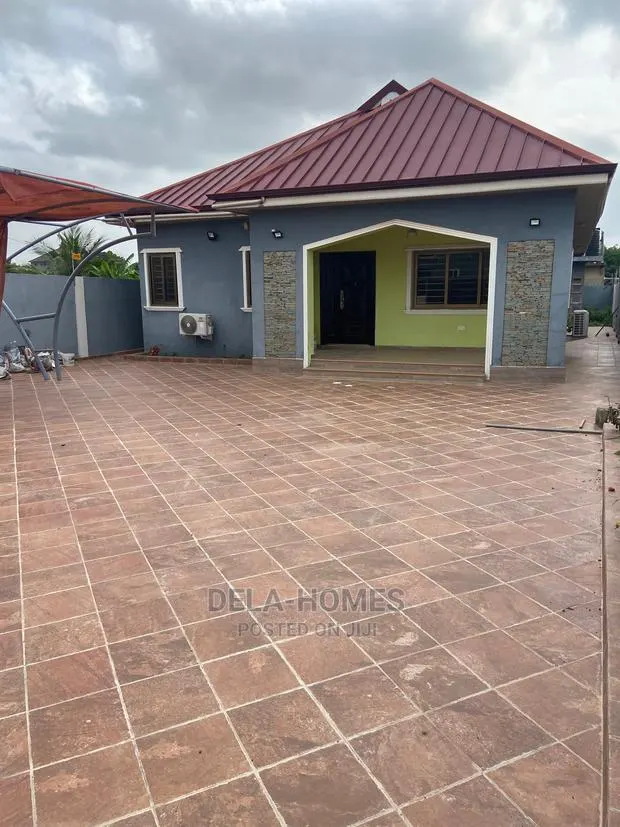 Three Bedroom Self Compound for Rent at Ashaley Botwe. · Photo 1