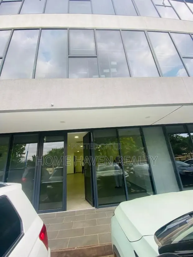 80 Square Meter Office Space for Rent at Cantonment · Photo 1