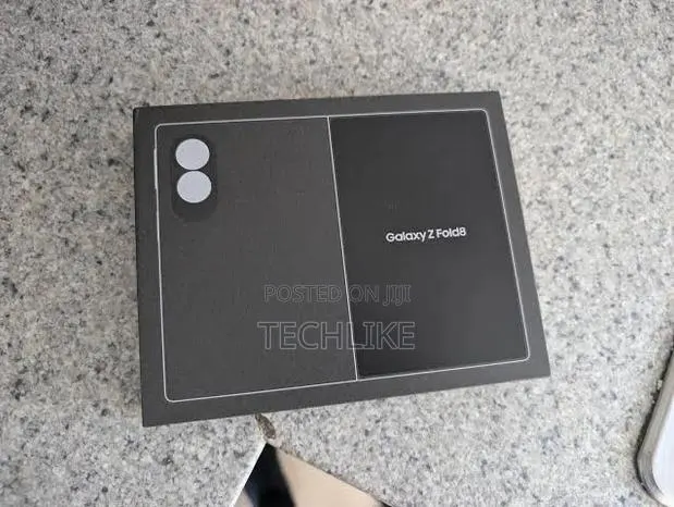 New Samsung Galaxy Z Fold8 256 GB Gray · Photo 1