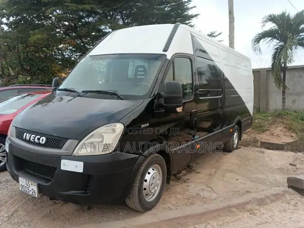 Iveco Axer 2015 White · Photo 1
