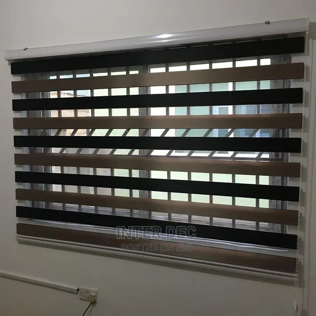 Exquisite Curtains Blinds Free Delivery · Photo 1