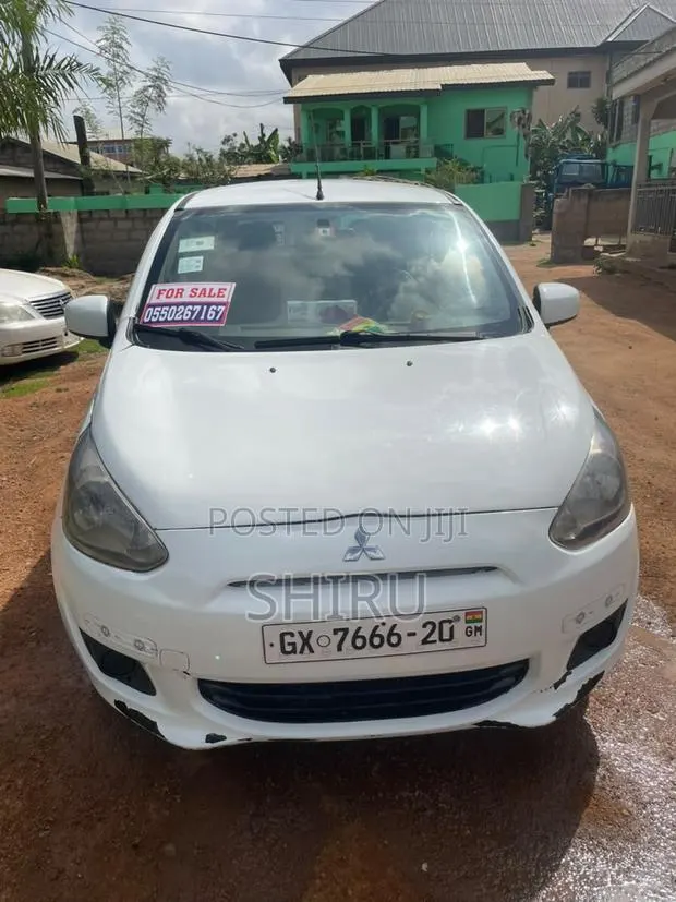 Mitsubishi Mirage 2014 White · Photo 1