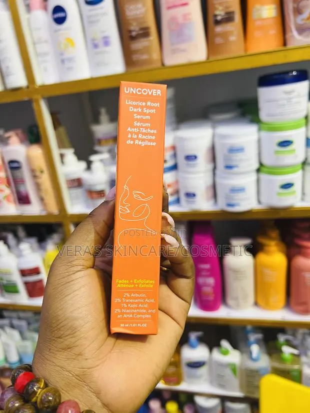 Uncover Licorice Dark Spot Serum · Photo 1
