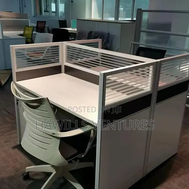 Two in One (2-1)Office Divider Workstation · Photo 1