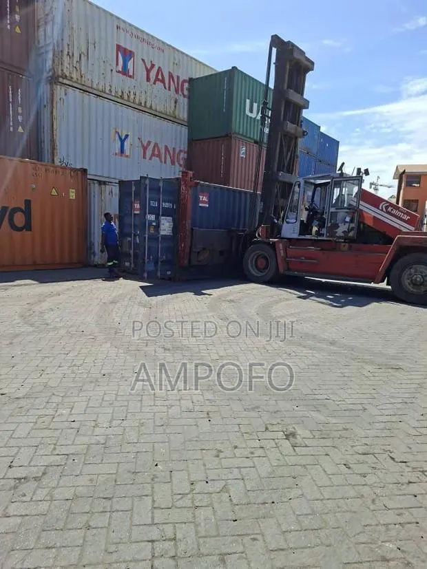 20 Footer & 40 Footer · Photo 1