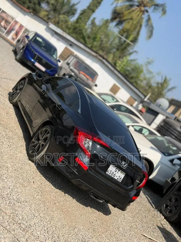 Honda Civic Sport 2021 Black · Photo 1