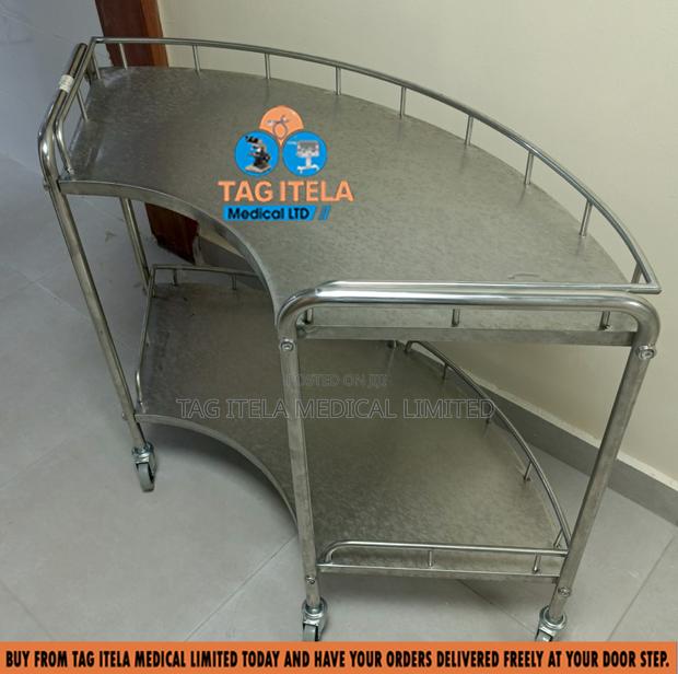 Medicine Trolley (Half Moon) · Photo 3