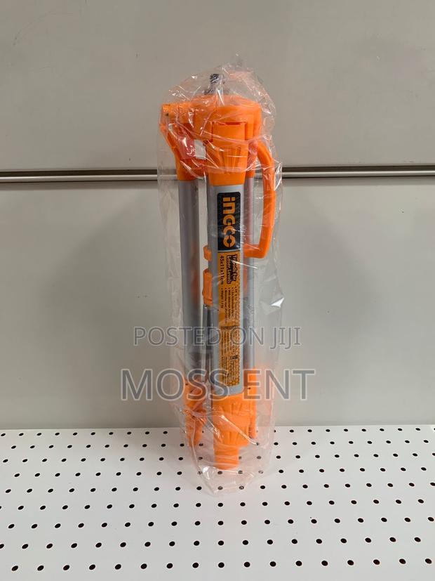 Tripods for Laser Levels - Hllt01152 · Photo 3