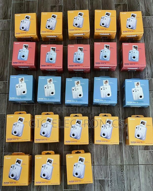 Instax Mini 12 Instant Camera · Photo 1