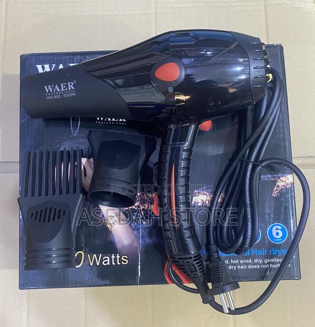 Waer Professional Hair Dryer · Photo 1