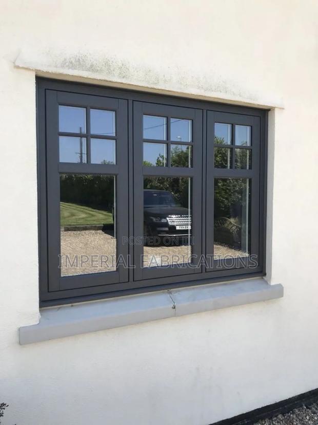 Sliding Glass Window · Photo 2
