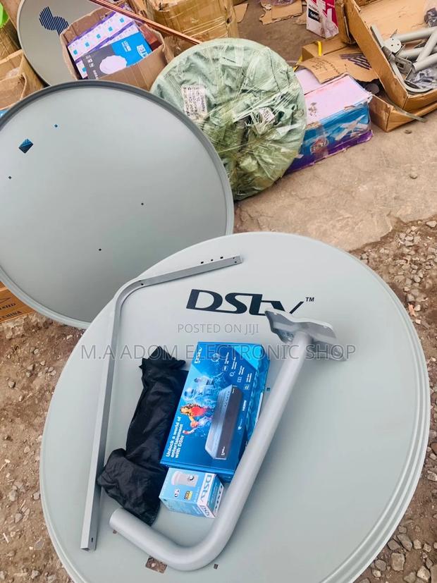 DSTV Dish Decoder + Free Installation · Photo 1