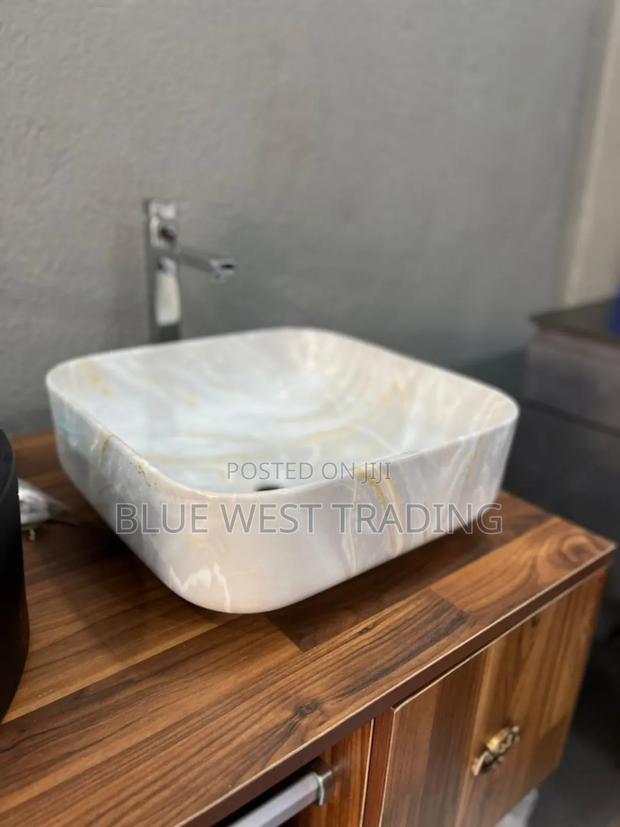 FRENCIA Counter Top Basin · Photo 4