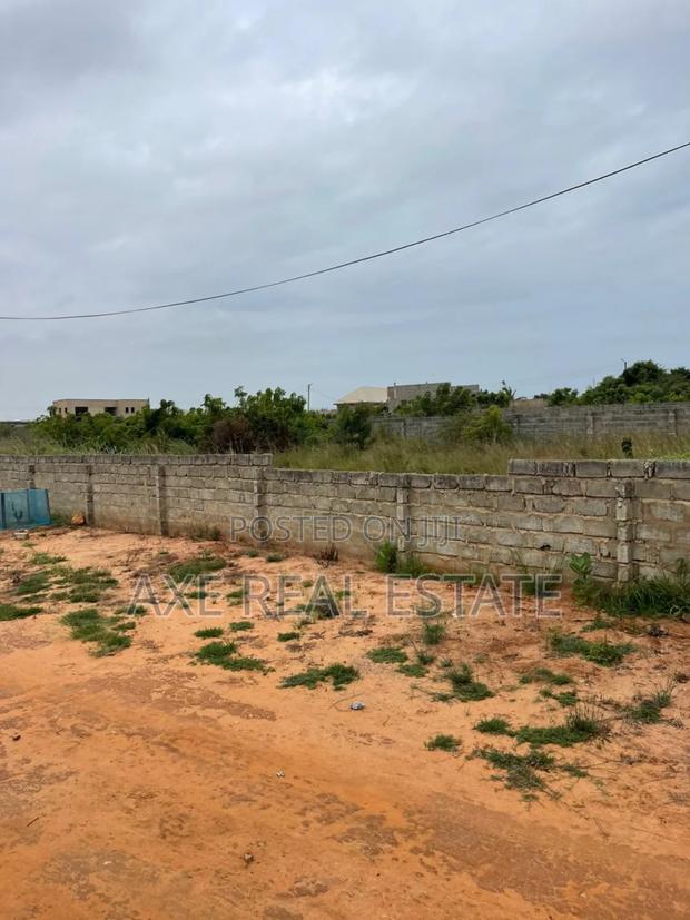 Whooping Promotional Offers on Plots at Appolonia · Photo 1