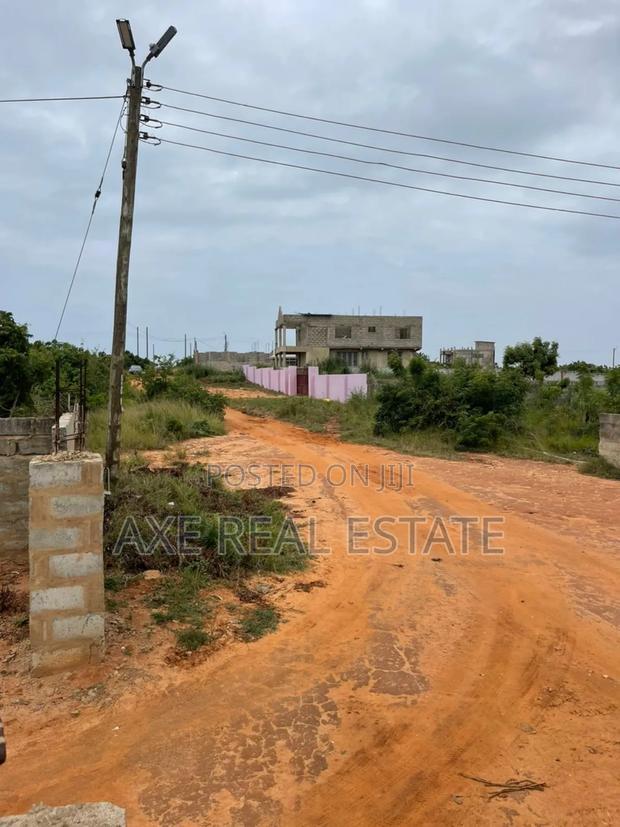 Whooping Promotional Offers on Plots at Appolonia · Photo 2