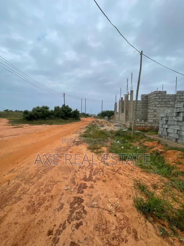 Perfect Documented Estate Half Plots at Tema Community 25 · Photo 2