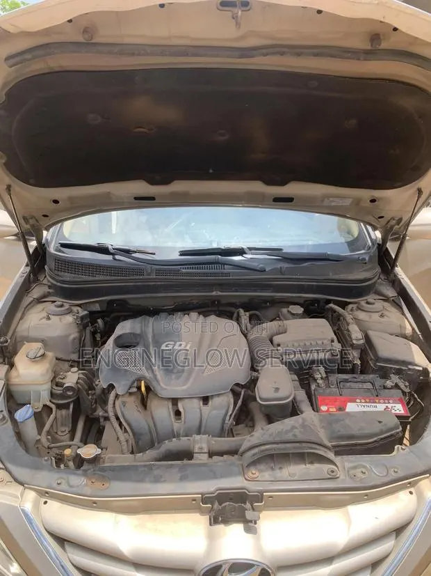 We Was Car Engine to Look Clean, No Damage and Also Detailing Service · Photo 1