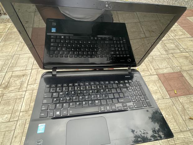 Laptop Toshiba Satellite L50 8GB Intel Core i3 HDD 500GB · Photo 1